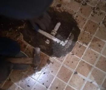 滨海卫生间漏水维修公司为您分享下卫生间渗水如何处理及注意事项